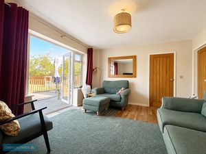 Sitting room- click for photo gallery